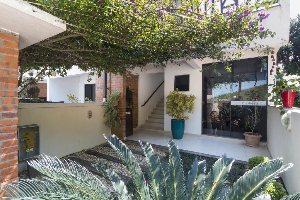 Residencial Los Abuelos Bombinhas Exterior foto